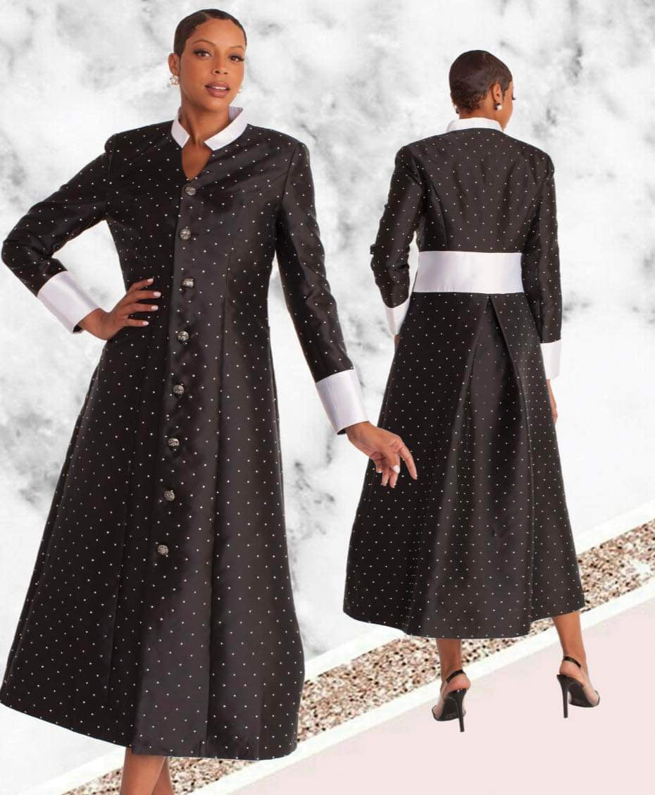 Eyecatching Clergy Robe